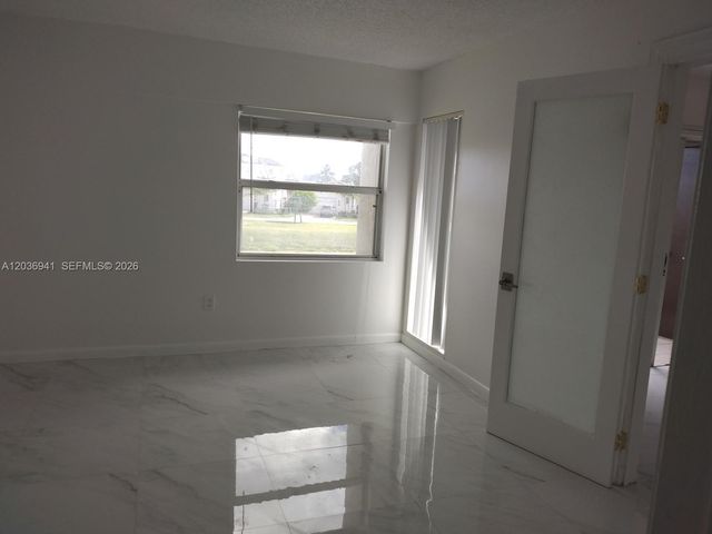 805 SW 113th Way 805, Pembroke Pines, FL 33025