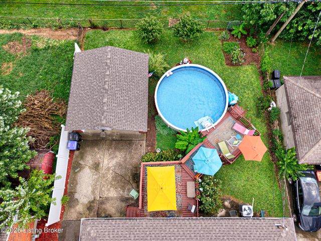 3827 Chatham Rd, Louisville, KY 40218