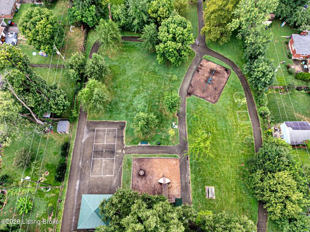3827 Chatham Rd, Louisville, KY 40218