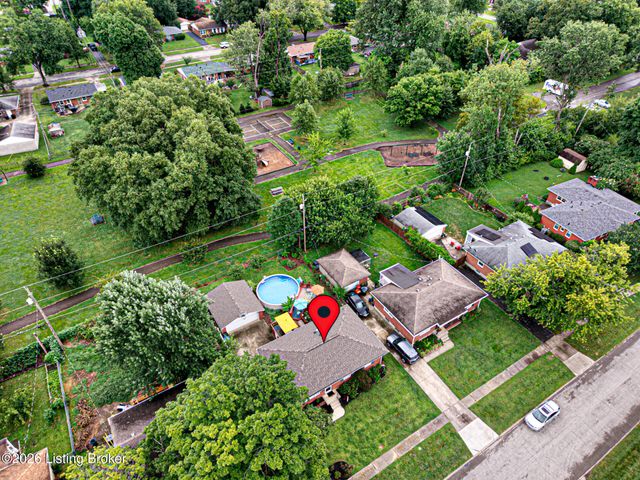 3827 Chatham Rd, Louisville, KY 40218