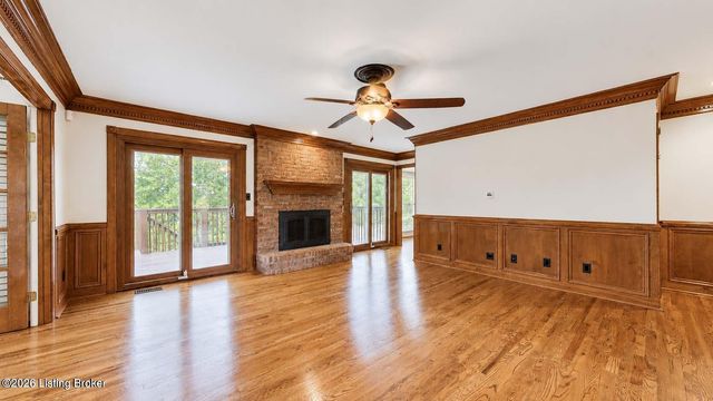 154 Shady Oak Ct, Mt Washington, KY 40047