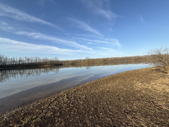 205 Lewis Cir, Dover, TN 37058