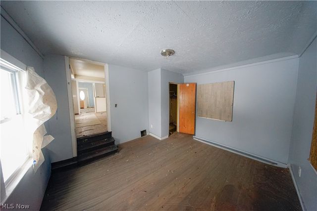 14609 Shaw Avenue, East Cleveland, OH 44112