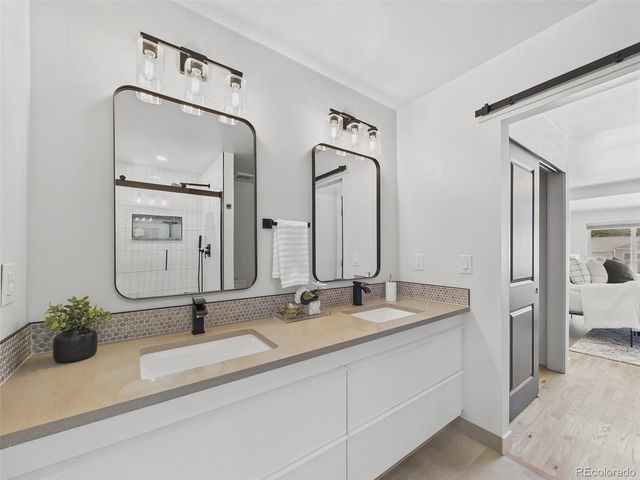 3343 S Grape Street, Denver, CO 80222