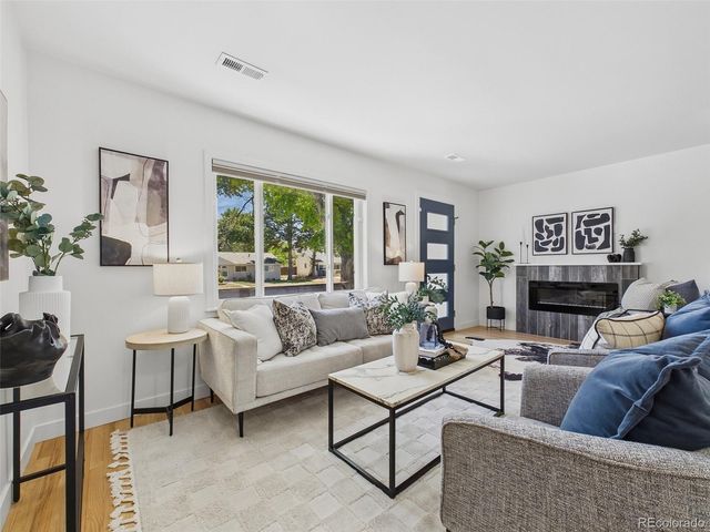 3343 S Grape Street, Denver, CO 80222