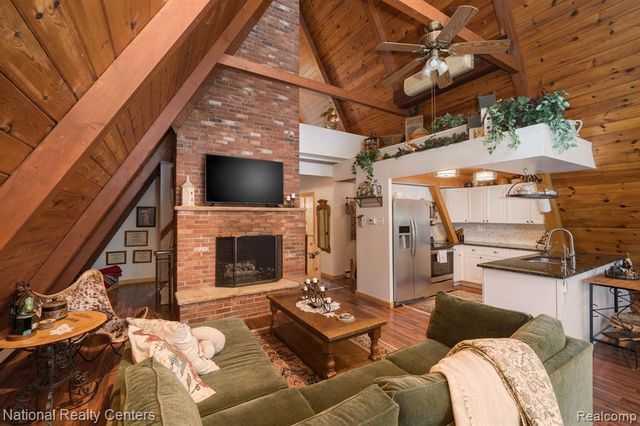 3627 Merritt Lake Drive, Metamora, MI 48455
