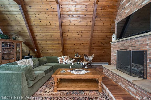 3627 Merritt Lake Drive, Metamora, MI 48455