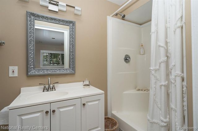 3627 Merritt Lake Drive, Metamora, MI 48455