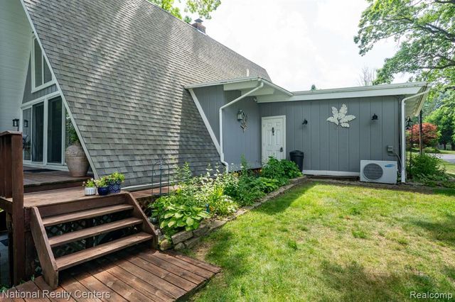 3627 Merritt Lake Drive, Metamora, MI 48455
