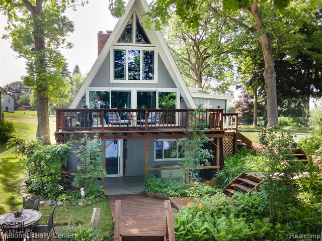 3627 Merritt Lake Drive, Metamora, MI 48455