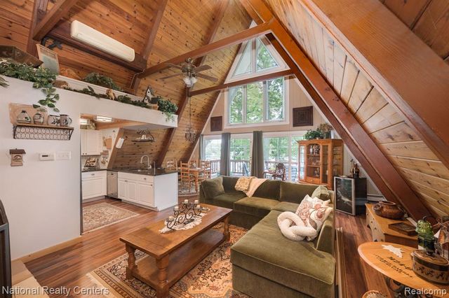 3627 Merritt Lake Drive, Metamora, MI 48455