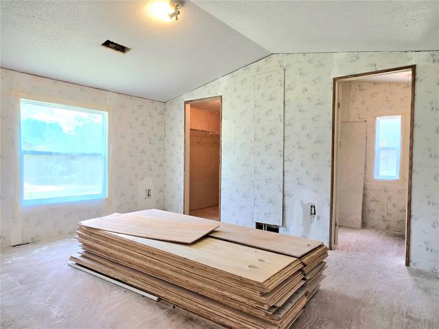 8443 HAMSTER DRIVE, Zephyrhills, FL 33540