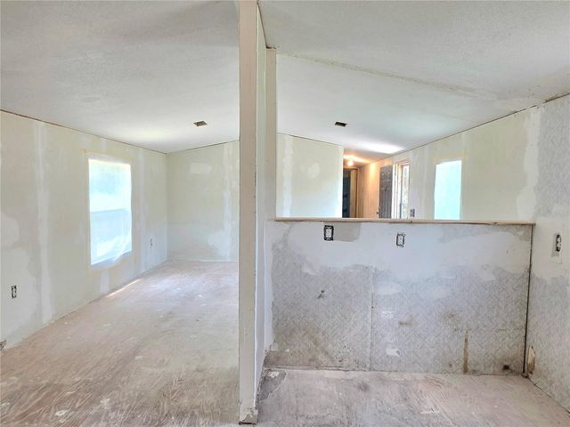 8443 HAMSTER DRIVE, Zephyrhills, FL 33540