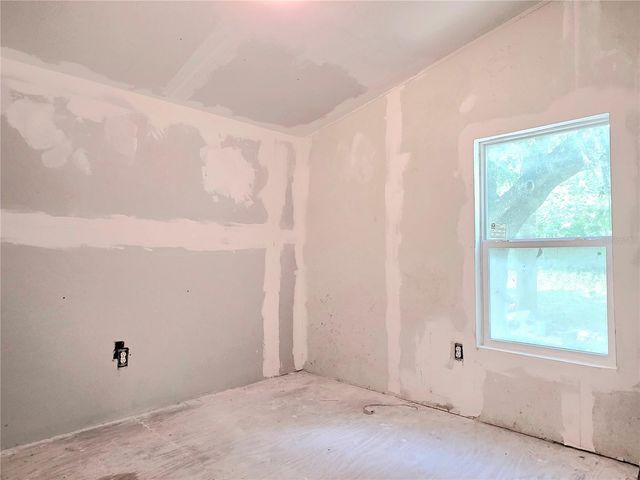 8443 HAMSTER DRIVE, Zephyrhills, FL 33540