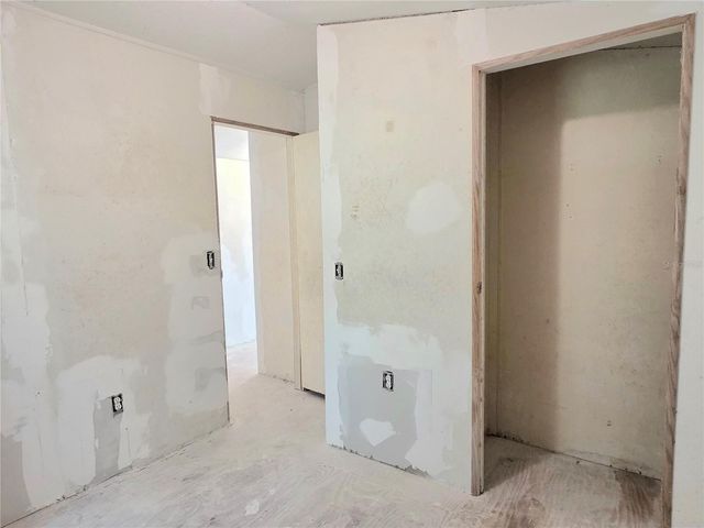 8443 HAMSTER DRIVE, Zephyrhills, FL 33540