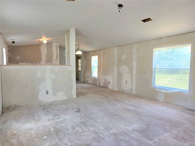 8443 HAMSTER DRIVE, Zephyrhills, FL 33540