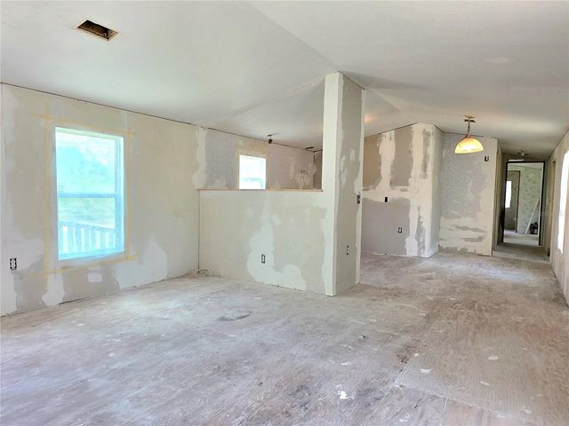 8443 HAMSTER DRIVE, Zephyrhills, FL 33540
