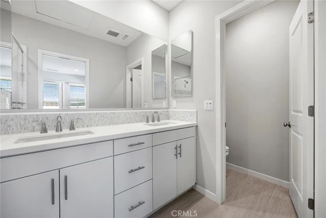 223 Elkhorn 79, Irvine, CA 92618