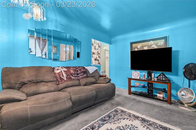 2210 Canniff Street, Flint, MI 48504