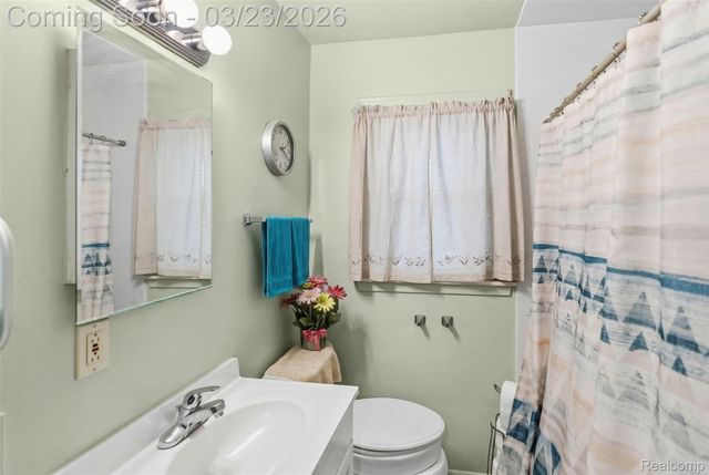 2210 Canniff Street, Flint, MI 48504