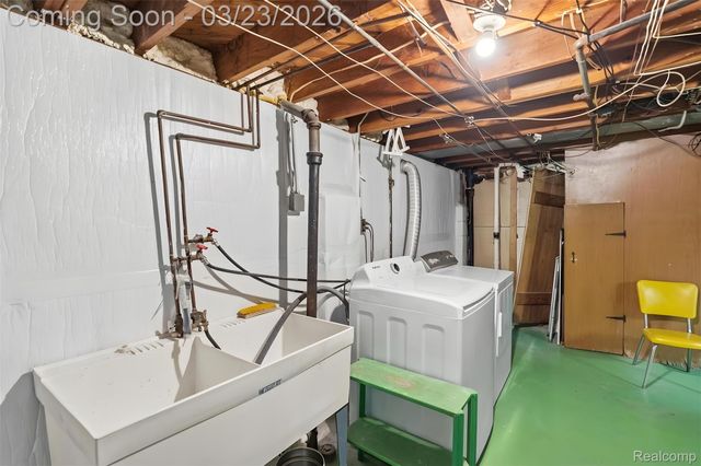 2210 Canniff Street, Flint, MI 48504