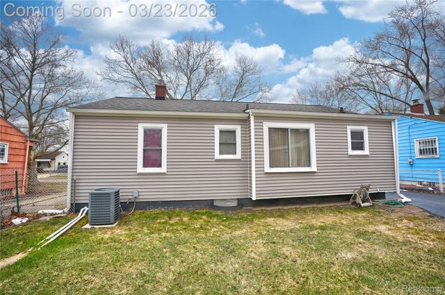 2210 Canniff Street, Flint, MI 48504