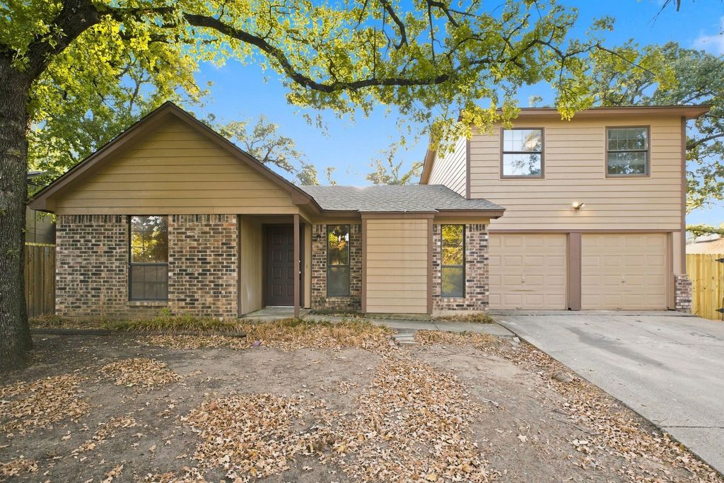 721 Timberoaks Drive, Azle, TX 76020 — photo 2