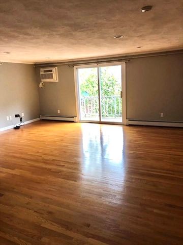 56 Townsend St C21, Abington, MA 02351