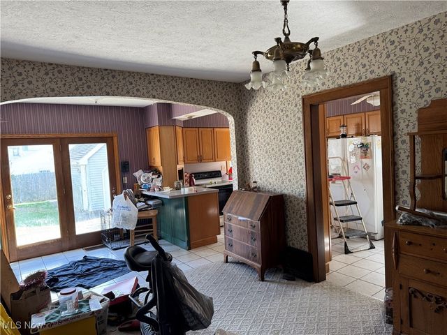 235 Harwood Street, Elyria, OH 44035