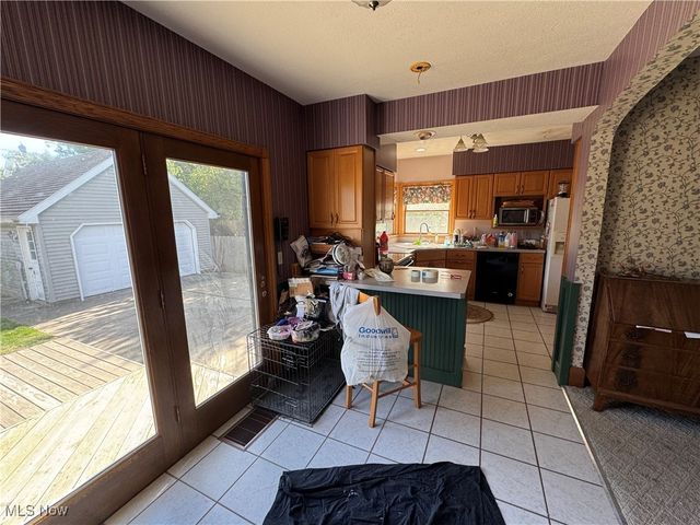 235 Harwood Street, Elyria, OH 44035