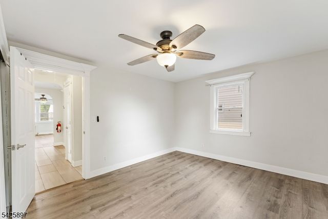 718 Thomas St, Elizabeth City, NJ 07202