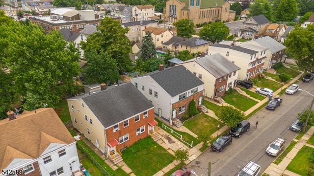 718 Thomas St, Elizabeth City, NJ 07202