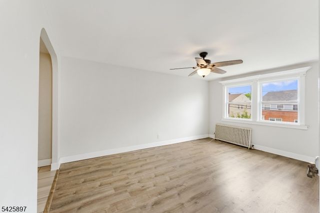 718 Thomas St, Elizabeth City, NJ 07202