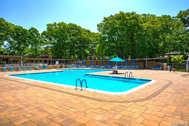 418 Weymouth Court B, Ridge, NY 11961