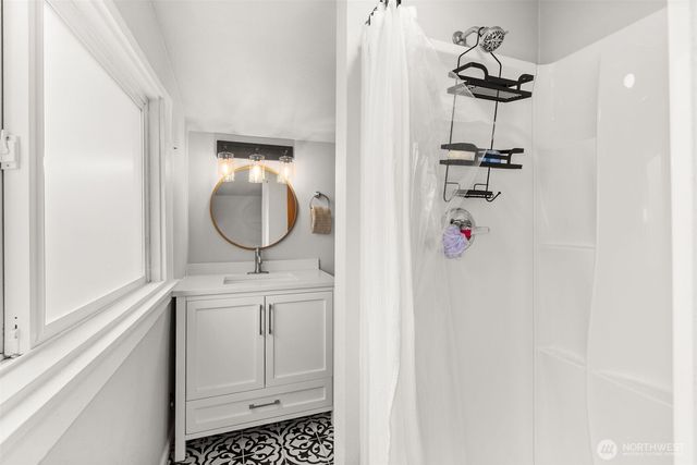 262 SW 2nd St, Chehalis, WA 98532