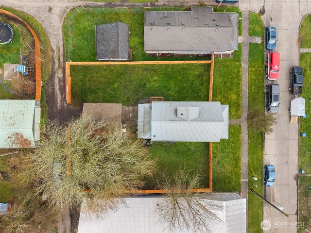 262 SW 2nd St, Chehalis, WA 98532