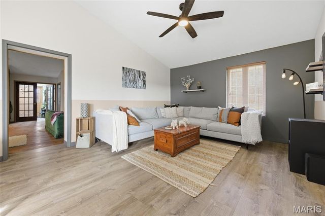 1436 Teson Road, Hazelwood, MO 63042