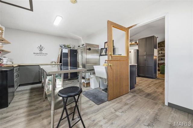 1436 Teson Road, Hazelwood, MO 63042