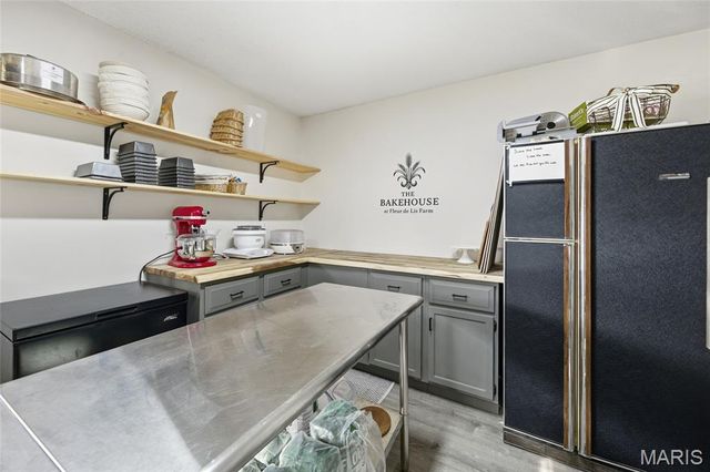 1436 Teson Road, Hazelwood, MO 63042