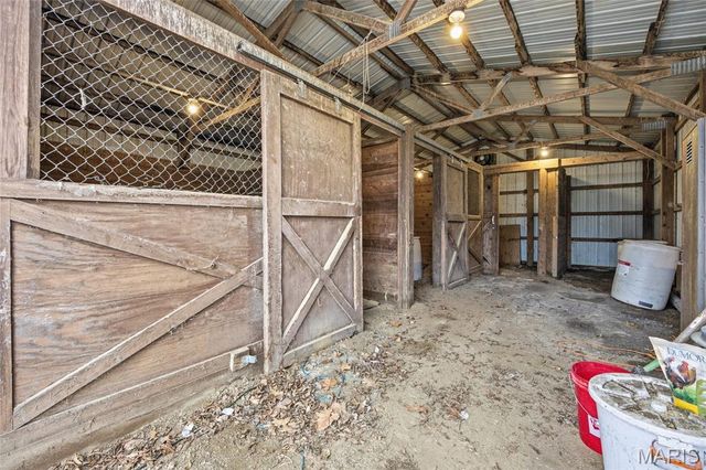 1436 Teson Road, Hazelwood, MO 63042