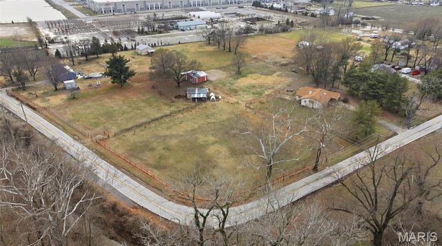 1436 Teson Road, Hazelwood, MO 63042