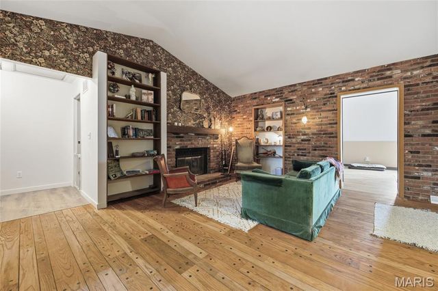 1436 Teson Road, Hazelwood, MO 63042