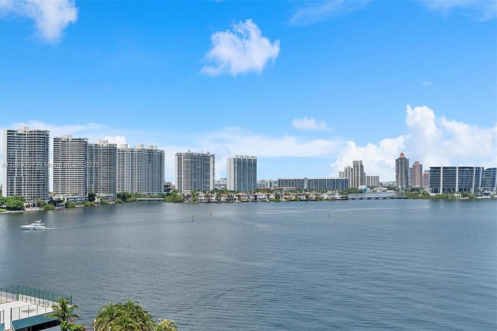 251 174th St 1005, Sunny Isles Beach, FL 33160