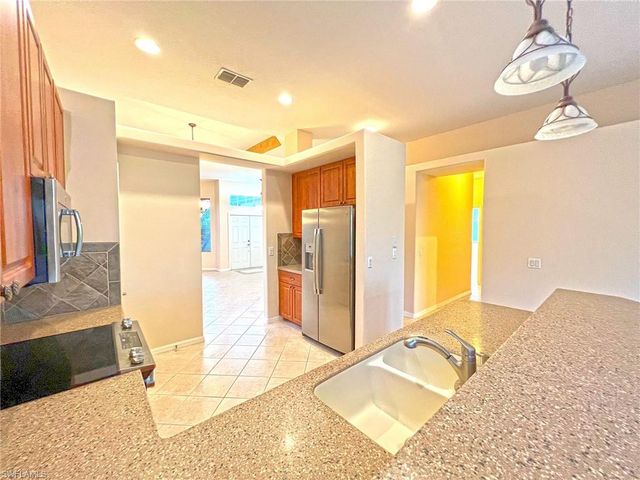 15459 Laguna Hills DR, Fort Myers, FL 33908