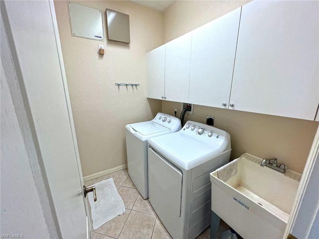 15459 Laguna Hills DR, Fort Myers, FL 33908