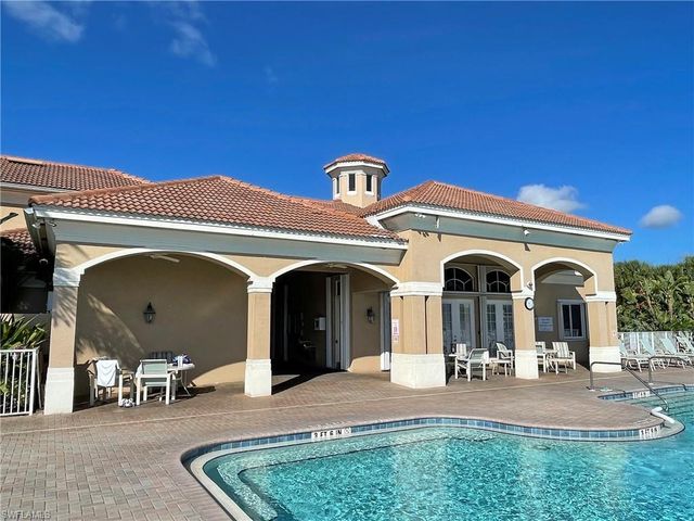 15459 Laguna Hills DR, Fort Myers, FL 33908