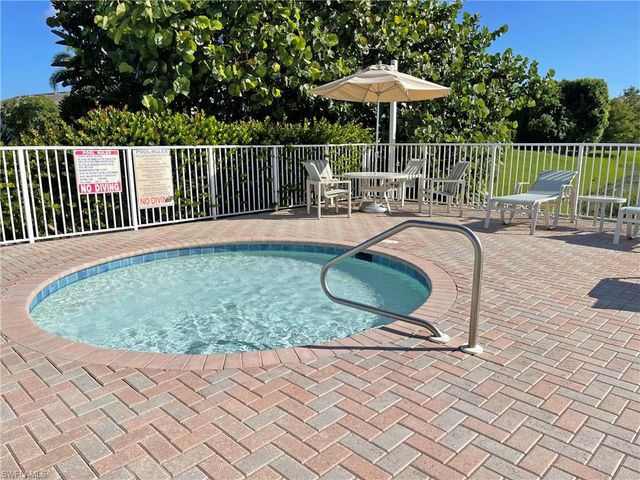 15459 Laguna Hills DR, Fort Myers, FL 33908