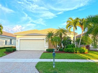 15459 Laguna Hills DR, Fort Myers, FL 33908