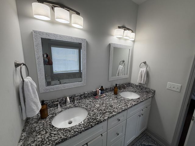 516 Tuxford Ln, Knoxville, TN 37912