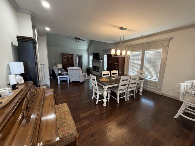 516 Tuxford Ln, Knoxville, TN 37912